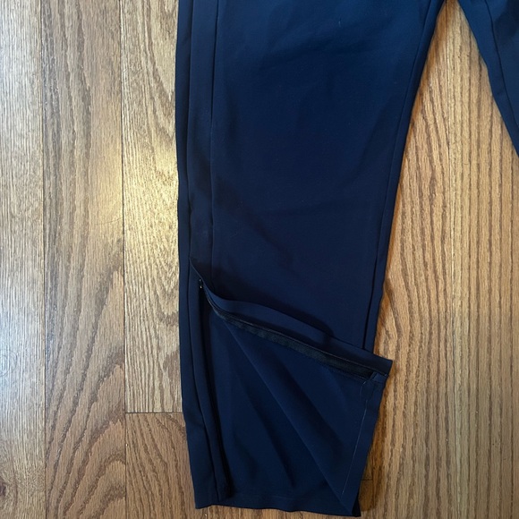 Like New - Athleta Dark Navy Jogger - Picture 3 of 7